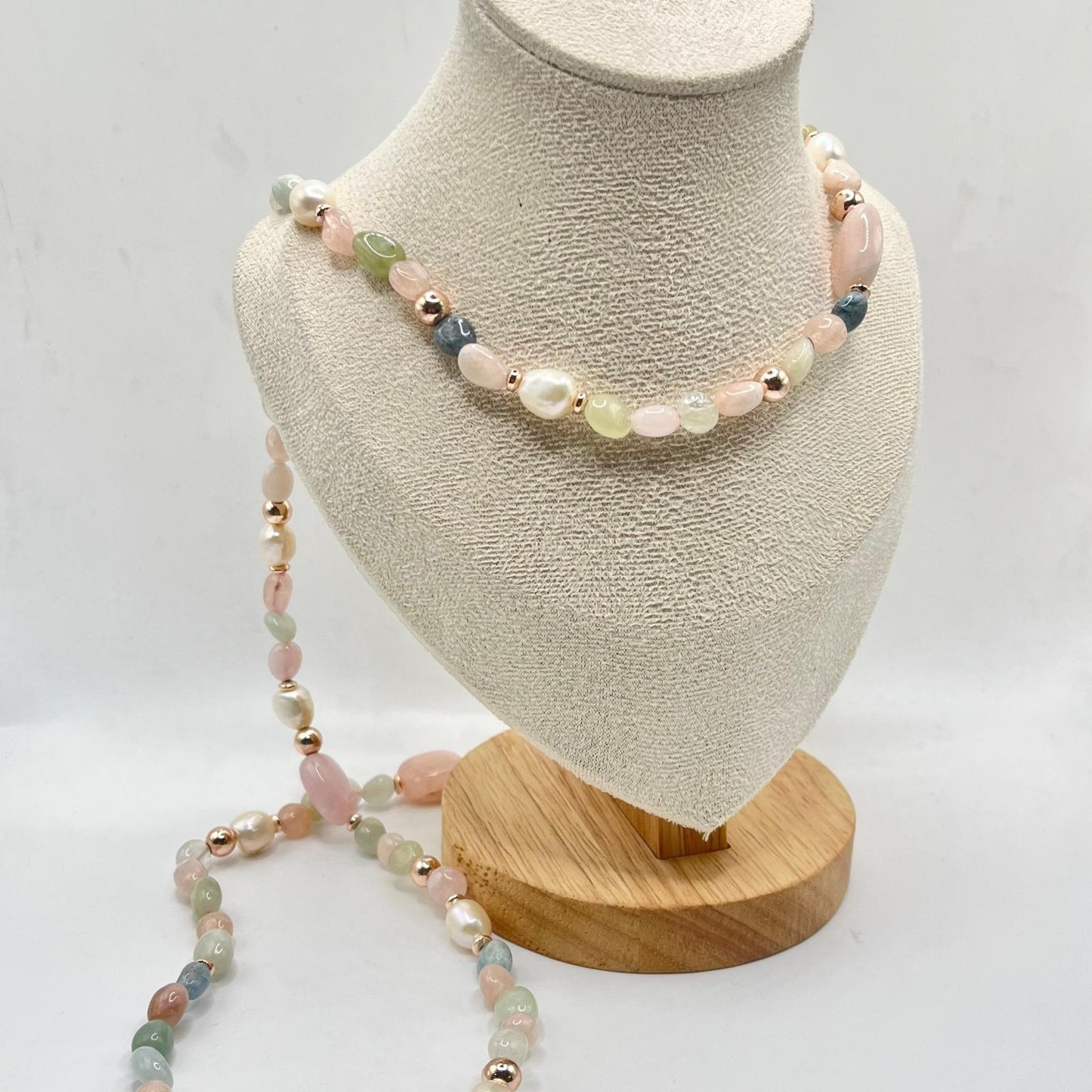 CL LUNGA STONE PIETRE PASTELLO E PERLE