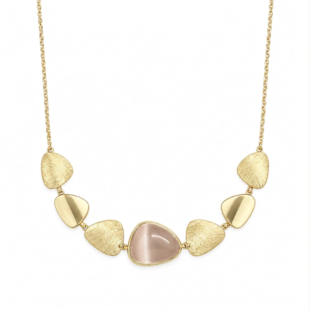 Collana con pietra nude