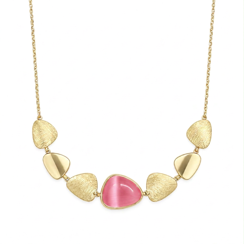 Collana con pietra rosa acceso